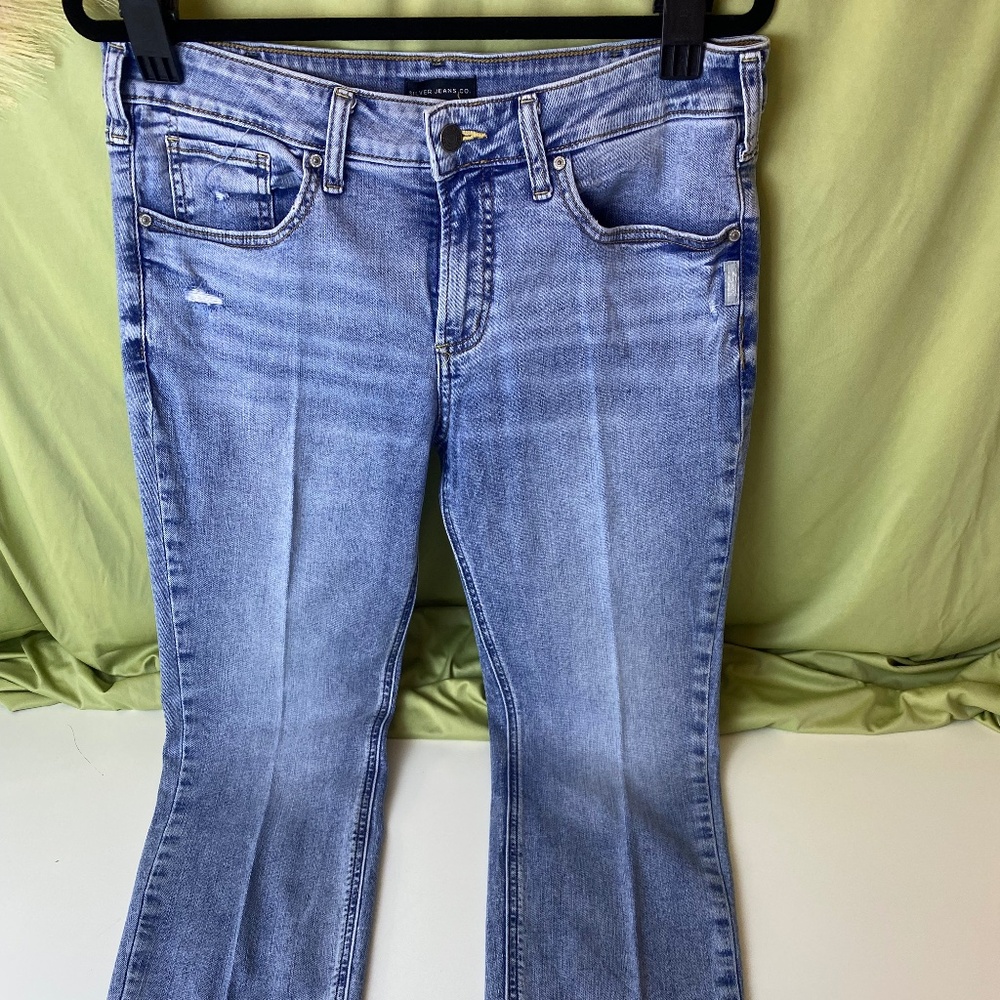 Silver Jeans Co Suki Skinny Jeans Size 33x29 Light Wash Distressed Stretch Denim